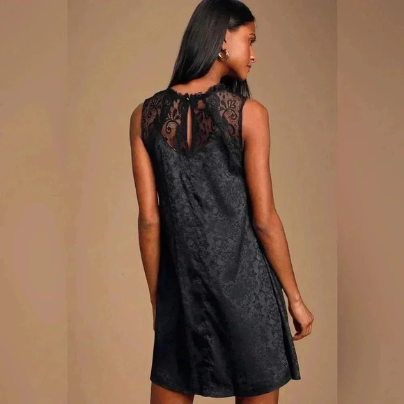 NWT Lulus Evidently in Love Black Floral Embossed Satin Swing Dress XS - Picture 6 of 10